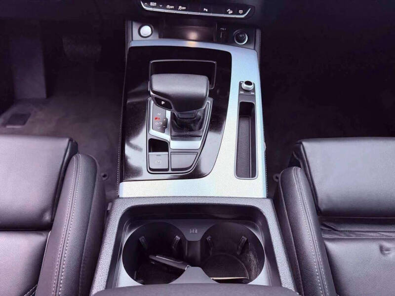 2024 Audi Q5 Sportback quattro S line Premium 45 TFSI