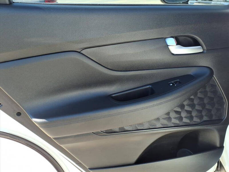 2020 Hyundai Santa Fe SE