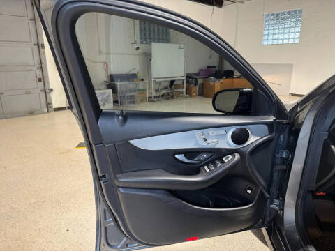 2017 Mercedes-Benz GLC GLC 300