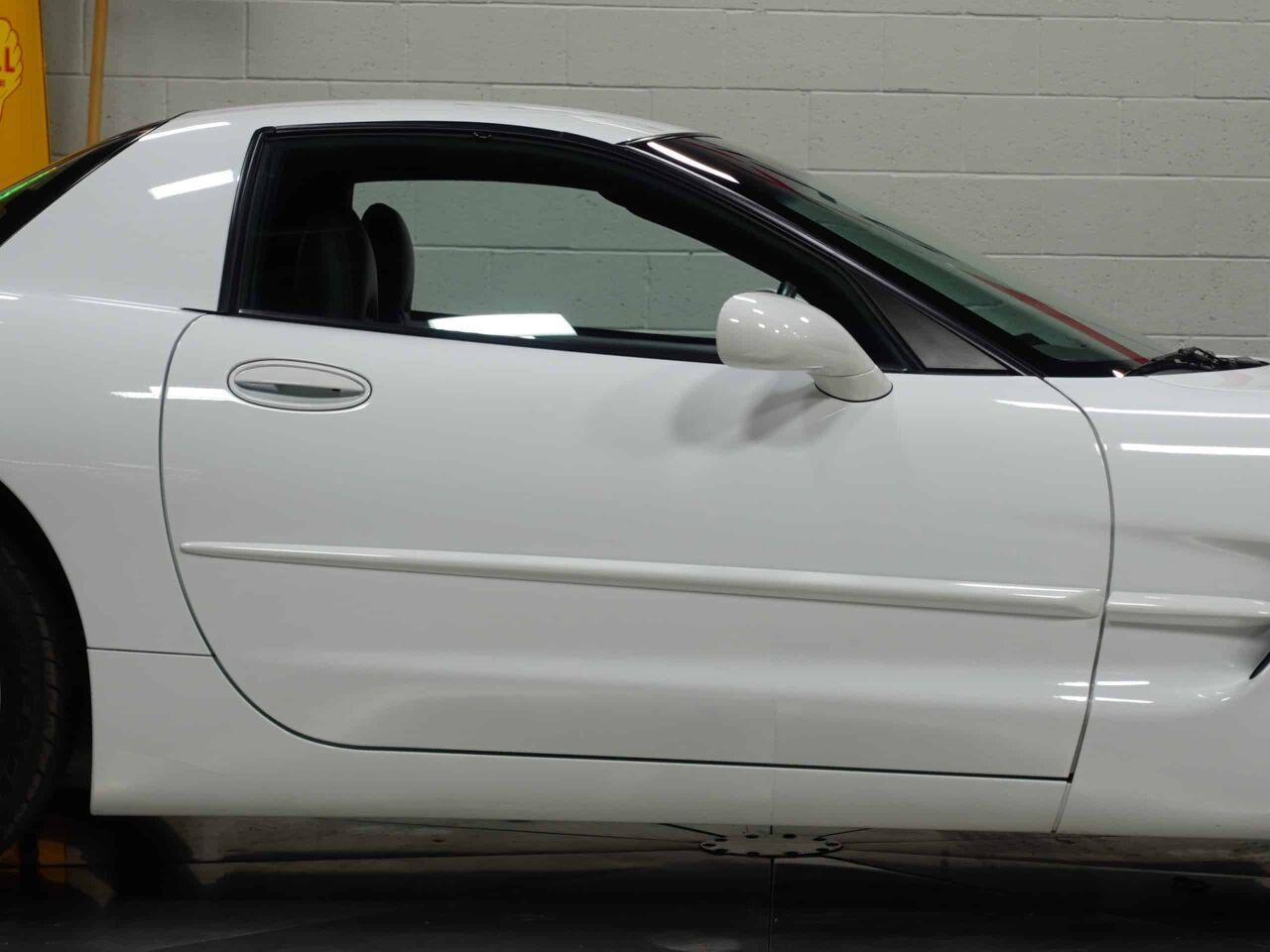 2000 Chevrolet Corvette 38