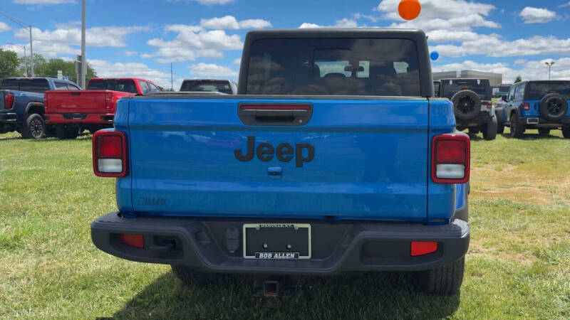 2022 Jeep Gladiator
