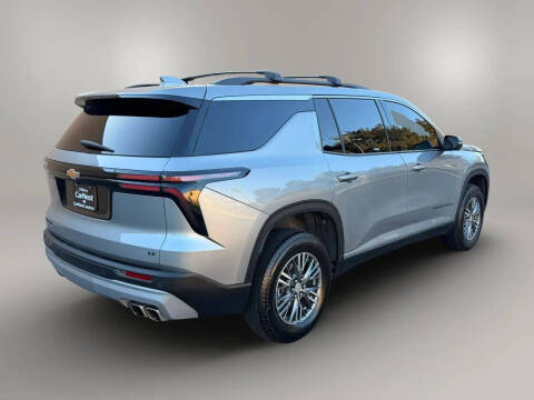2024 Chevrolet Traverse LT