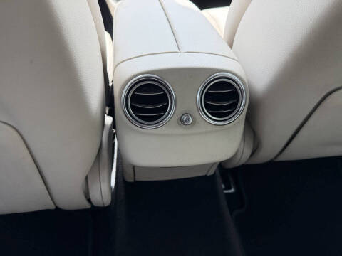 2019 Mercedes-Benz E-Class E 300