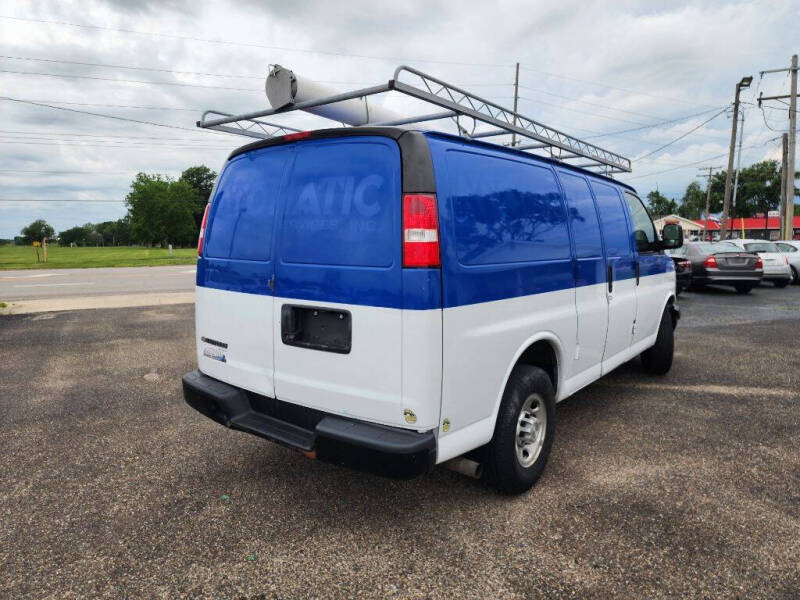 2019 Chevrolet Express 2500
