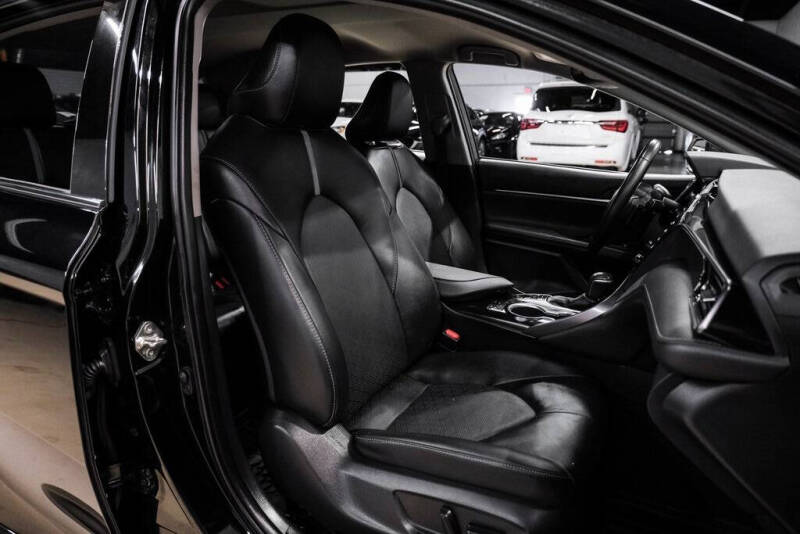 2020 Toyota Camry XSE