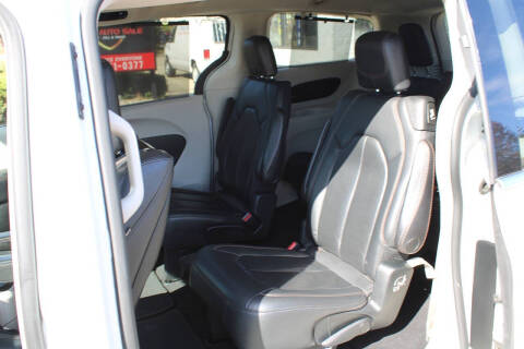 2018 Chrysler Pacifica Touring L Plus