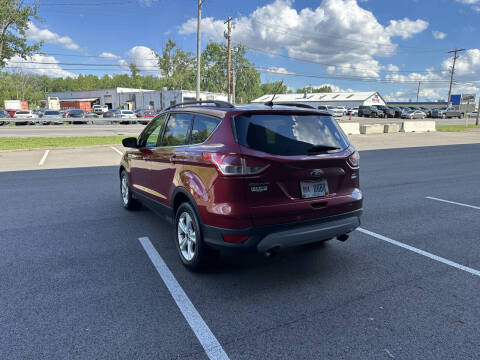2016 Ford Escape SE