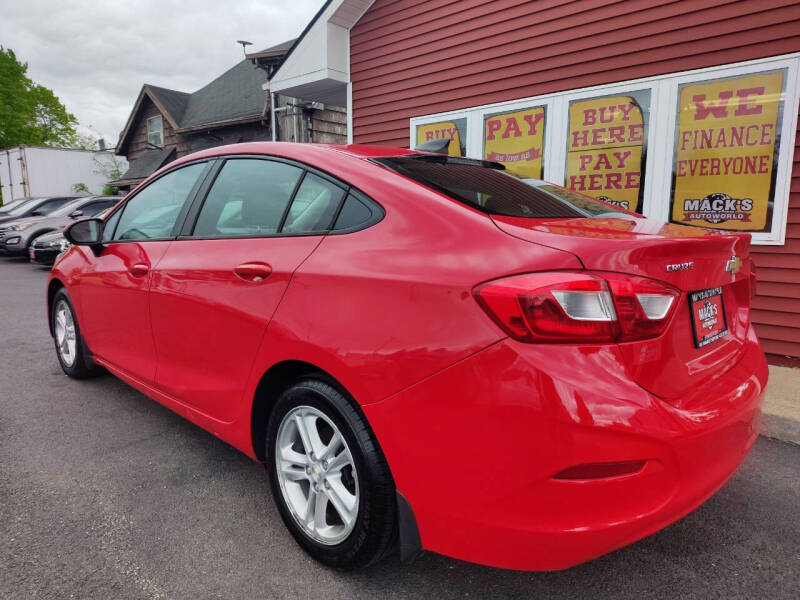 2017 Chevrolet Cruze LS Auto
