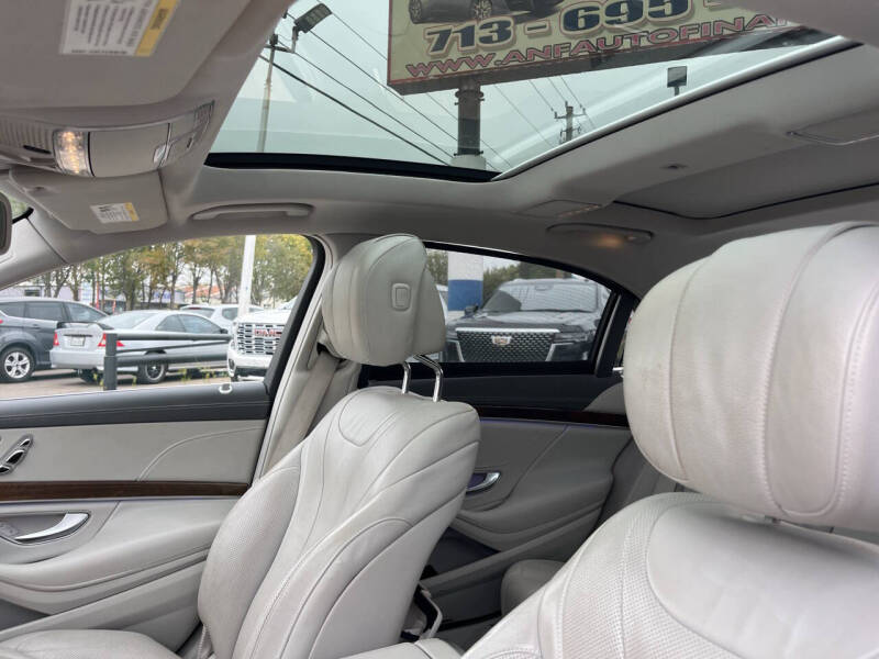 2015 Mercedes-Benz S-Class S 550