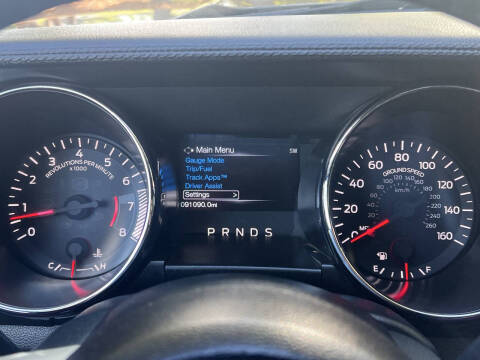 2016 Ford Mustang V6