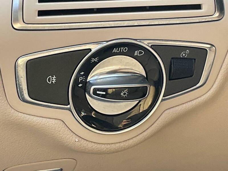 2015 Mercedes-Benz C-Class C 300 4MATIC