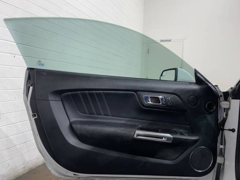 2017 Ford Mustang EcoBoost Premium