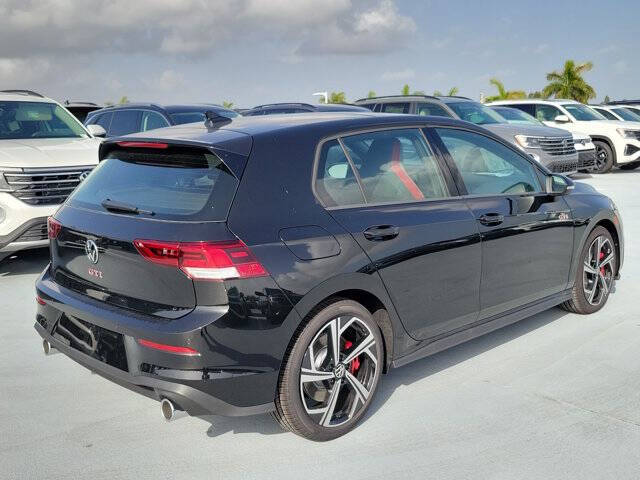 2026 Volkswagen Golf GTI SE