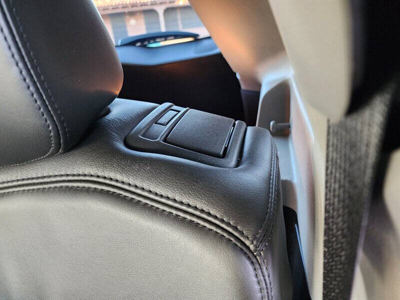 2010 Cadillac SRX Premium Collection