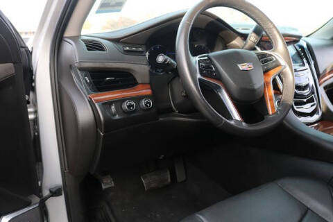 2016 Cadillac Escalade ESV Luxury Collection