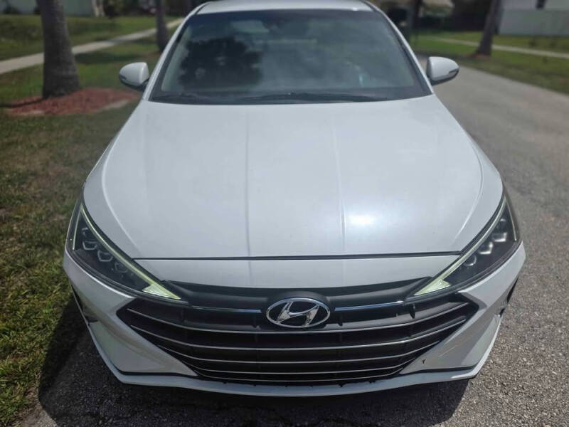2020 Hyundai Elantra
