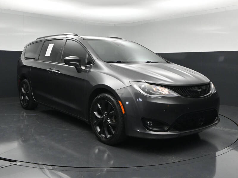 2019 Chrysler Pacifica Touring L Plus