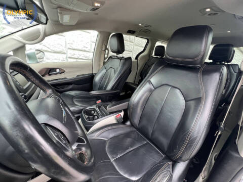 2017 Chrysler Pacifica