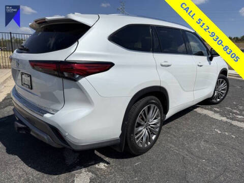 2022 Toyota Highlander Platinum
