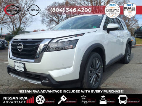 2025 Nissan Pathfinder SL