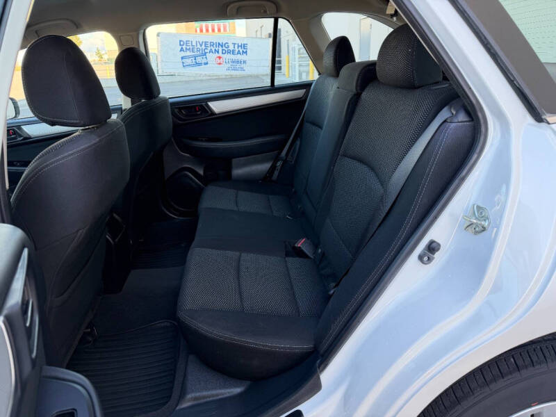 2018 Subaru Outback 2.5i