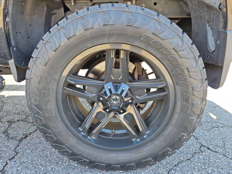 2019 Nissan Titan XD SV