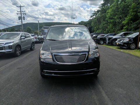 2011 Chrysler Town and Country for sale at Deals on Wheels in Suffern NY