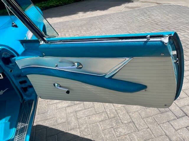 1956 Ford Thunderbird