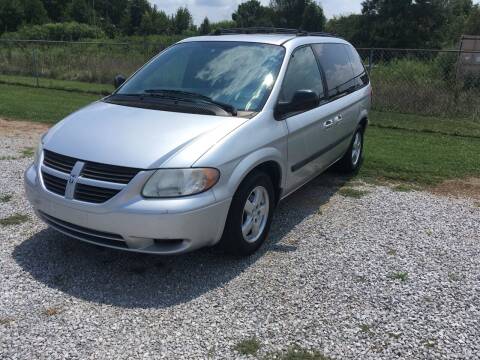 2005 Dodge Caravan for sale at B AND S AUTO SALES in Meridianville AL