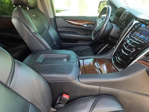 2018 Cadillac Escalade Premium Luxury