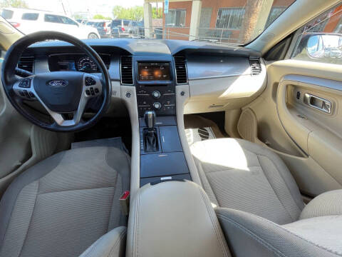 2015 Ford Taurus SEL