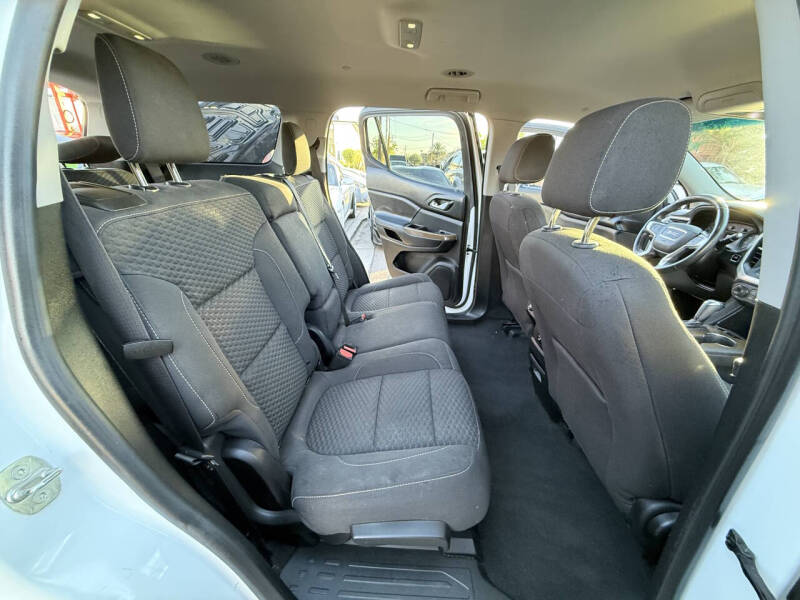 2018 GMC Acadia SLE-1