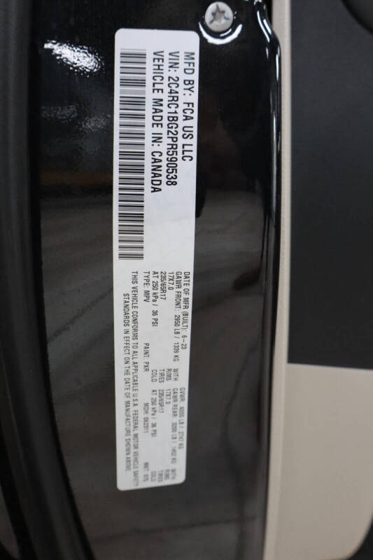 2023 Chrysler Pacifica Touring L