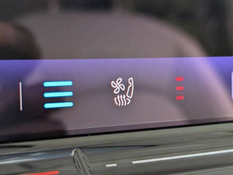 2025 Volkswagen ID. Buzz Pro S Plus
