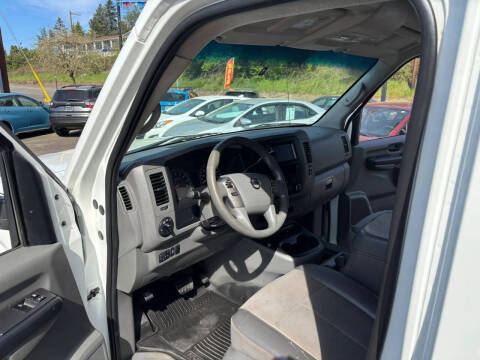 2016 Nissan NV
