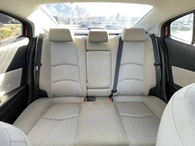 2016 Mazda MAZDA3 i Touring