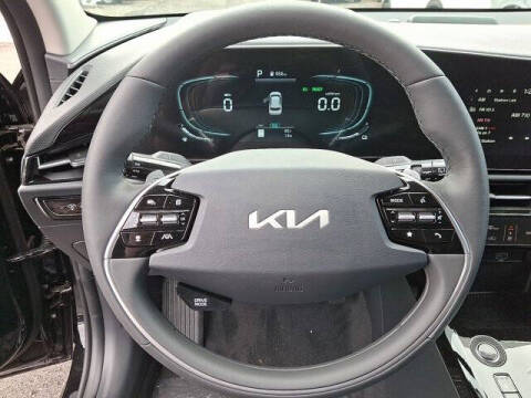 2025 Kia Niro Plug-In Hybrid EX