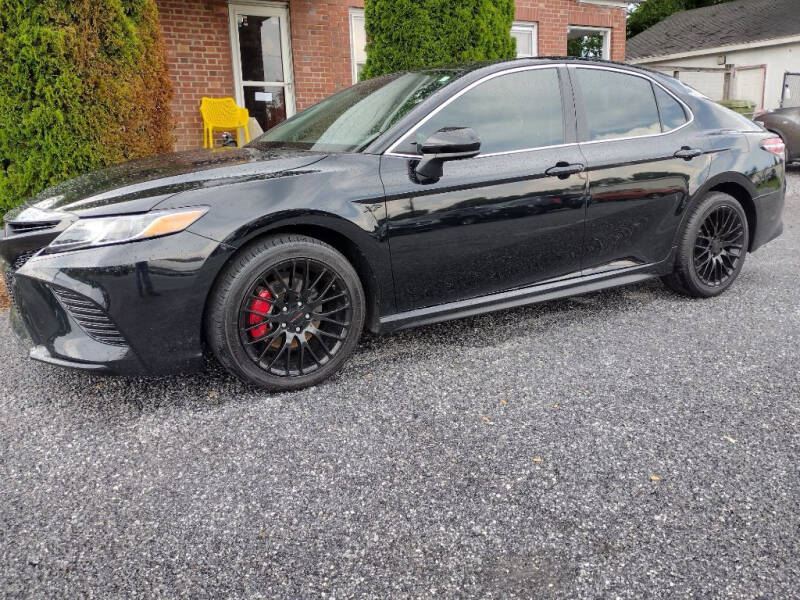 2019 Toyota Camry for sale at Apple Cars Llc in Hendersonville NC