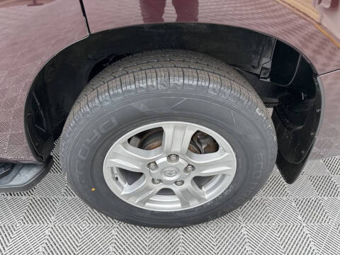 2016 Toyota Sequoia SR5