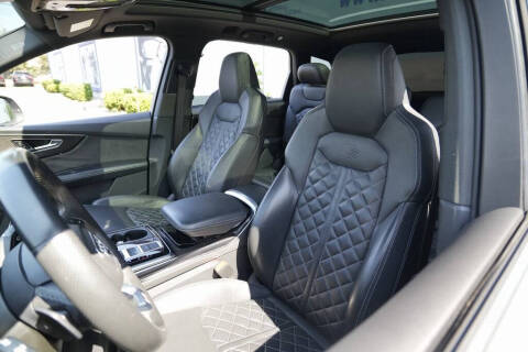 2022 Audi SQ7 4.0T quattro Premium Plus