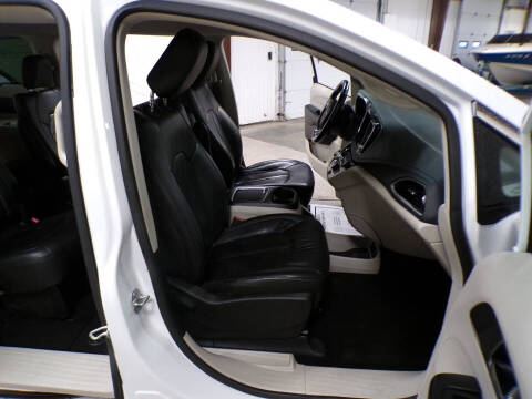 2021 Chrysler Pacifica Touring L