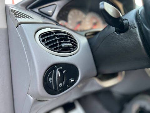 2003 Ford Focus ZX3