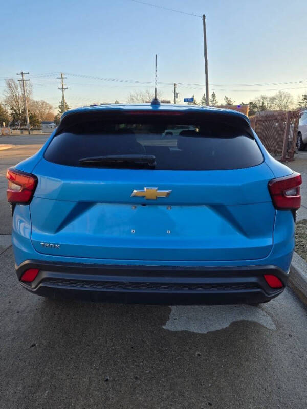 2025 Chevrolet Trax LS