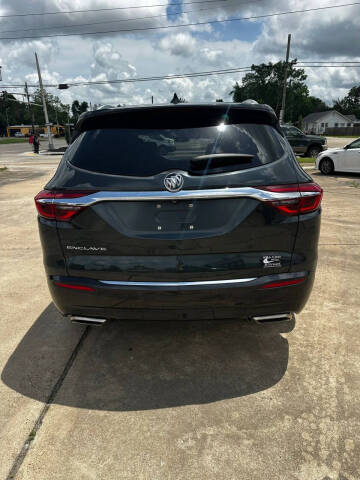 2020 Buick Enclave Essence