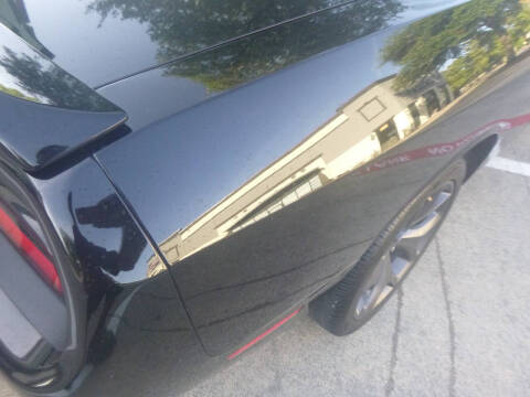 2018 Dodge Challenger SXT Plus