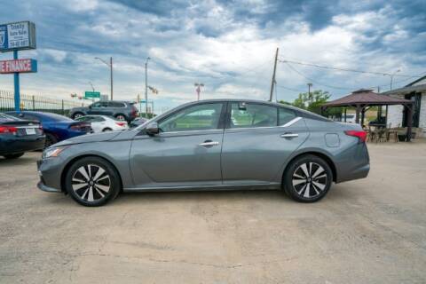 2019 Nissan Altima for sale at Trinity Auto Sales Group in Dallas TX