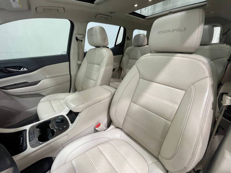 2021 GMC Acadia Denali