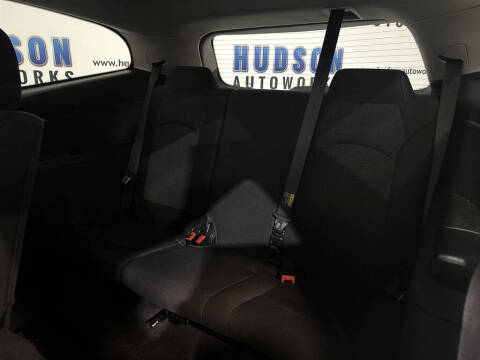 2017 Chevrolet Traverse LT