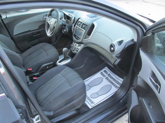 2015 Chevrolet Sonic LT Auto