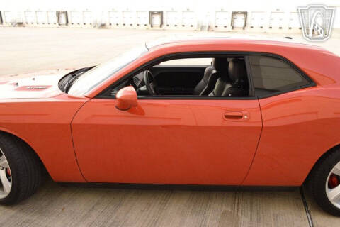 2008 Dodge Challenger SRT8